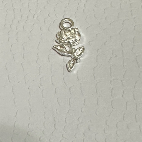 Sterling Silver Rose charm. - Picture 1 of 1